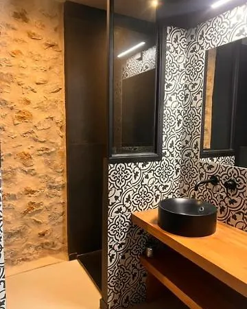 Avec Jardin Villa *